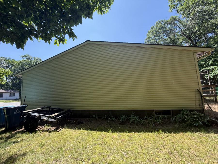 House siding bright and clean after pressure washing in Grand Haven, Michigan